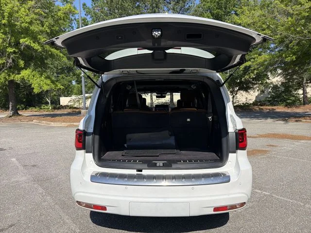 Used 2023 White INFINITI Sensory image 26