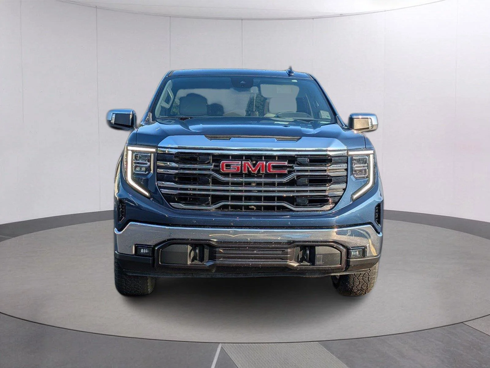 Used 2022 PACIFIC BLUE METALLIC GMC SLT image 9
