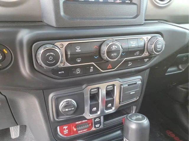 Used 2021 Red Jeep Rubicon image 26