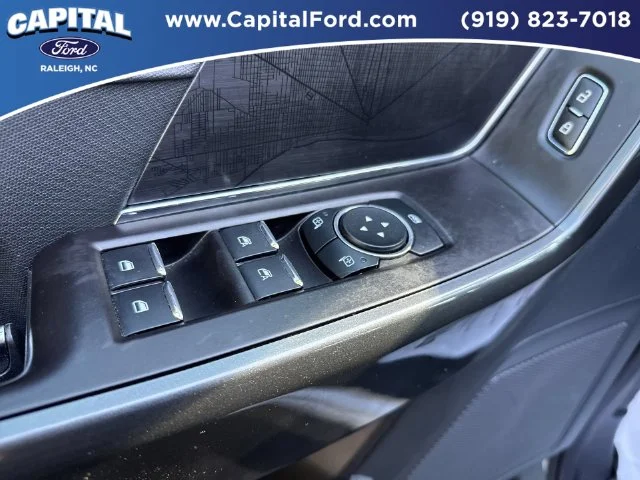 Used 2023 White Ford XLT image 21