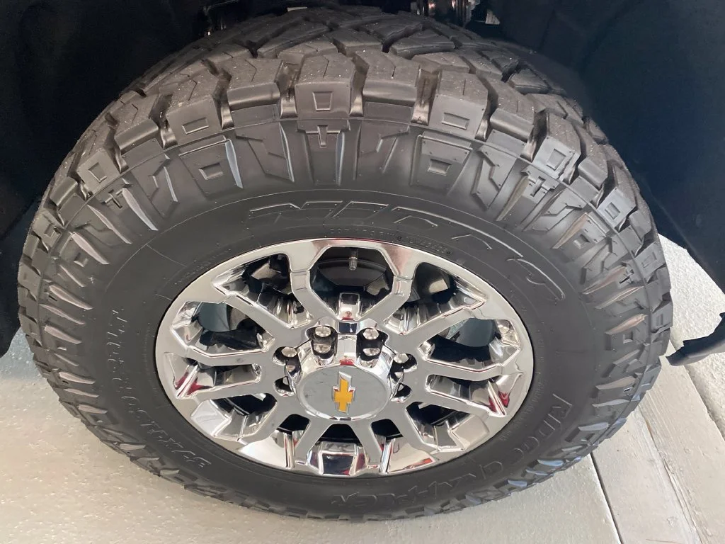 Used 2026 Gray Chevrolet LTZ image 4