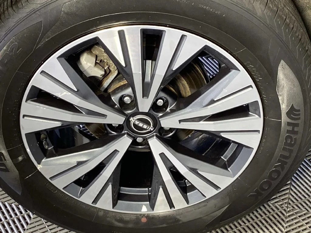 Used 2023 Gun Metallic Nissan SV image 26