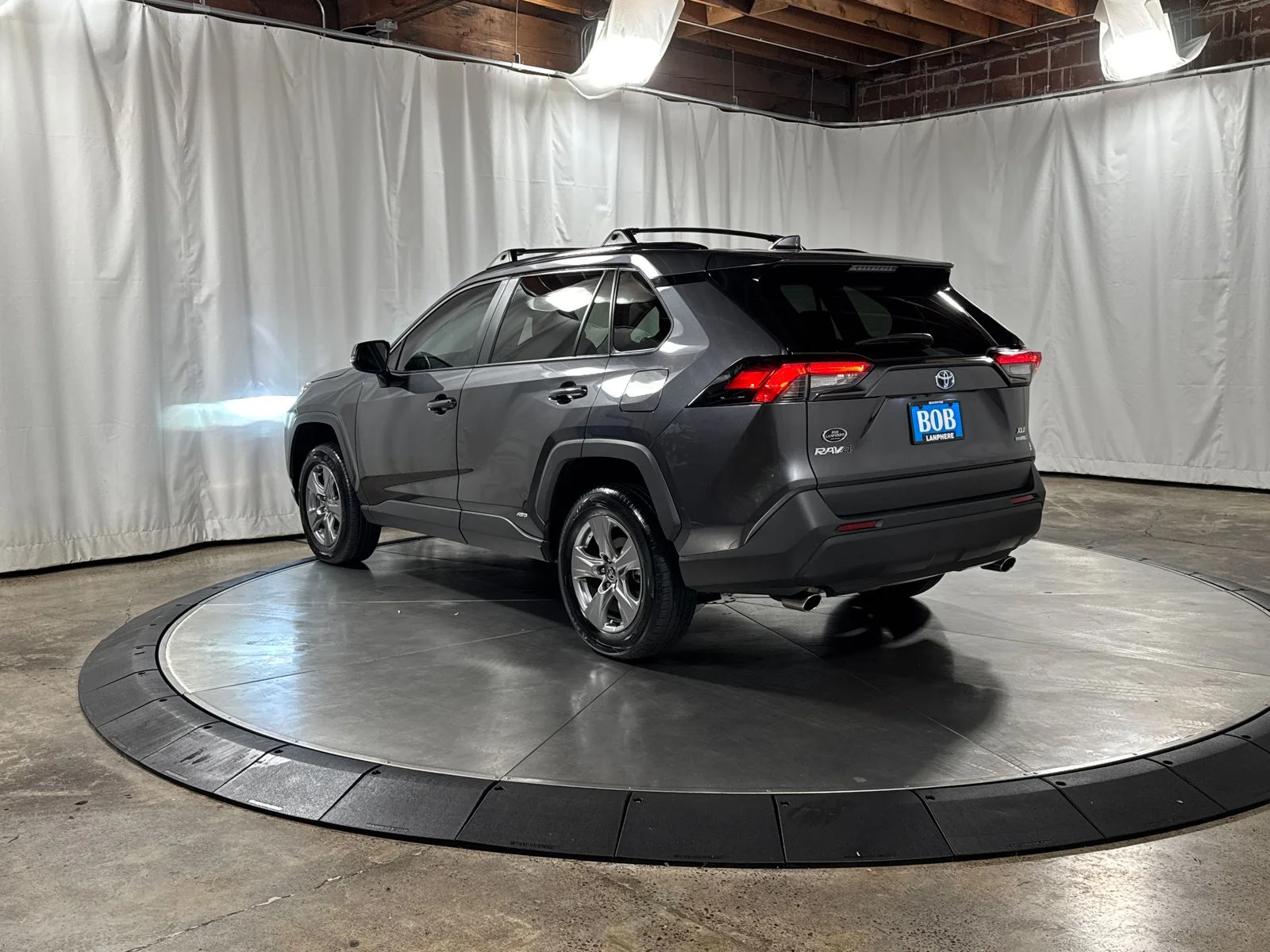 Used 2023 Magnetic Gray Metallic Toyota XLE image 7
