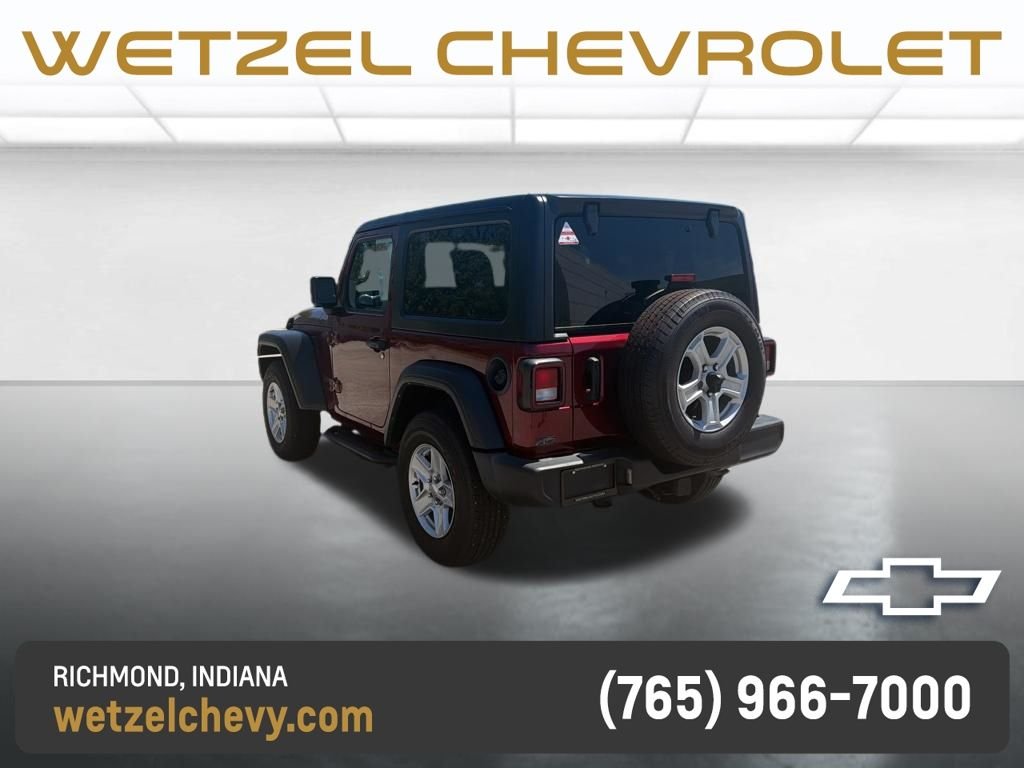 Used 2021 Red Jeep Sport S image 5