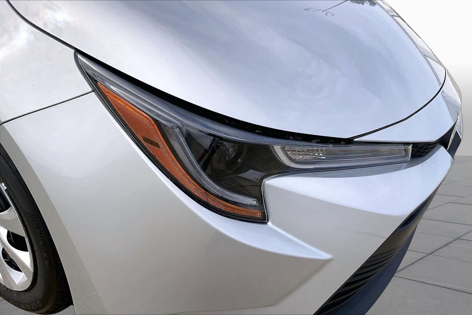 New 2026 Classic Silver Metallic Toyota LE image 13