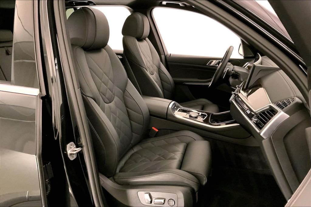 Used 2026 Black Sapphire Metallic BMW  image 6