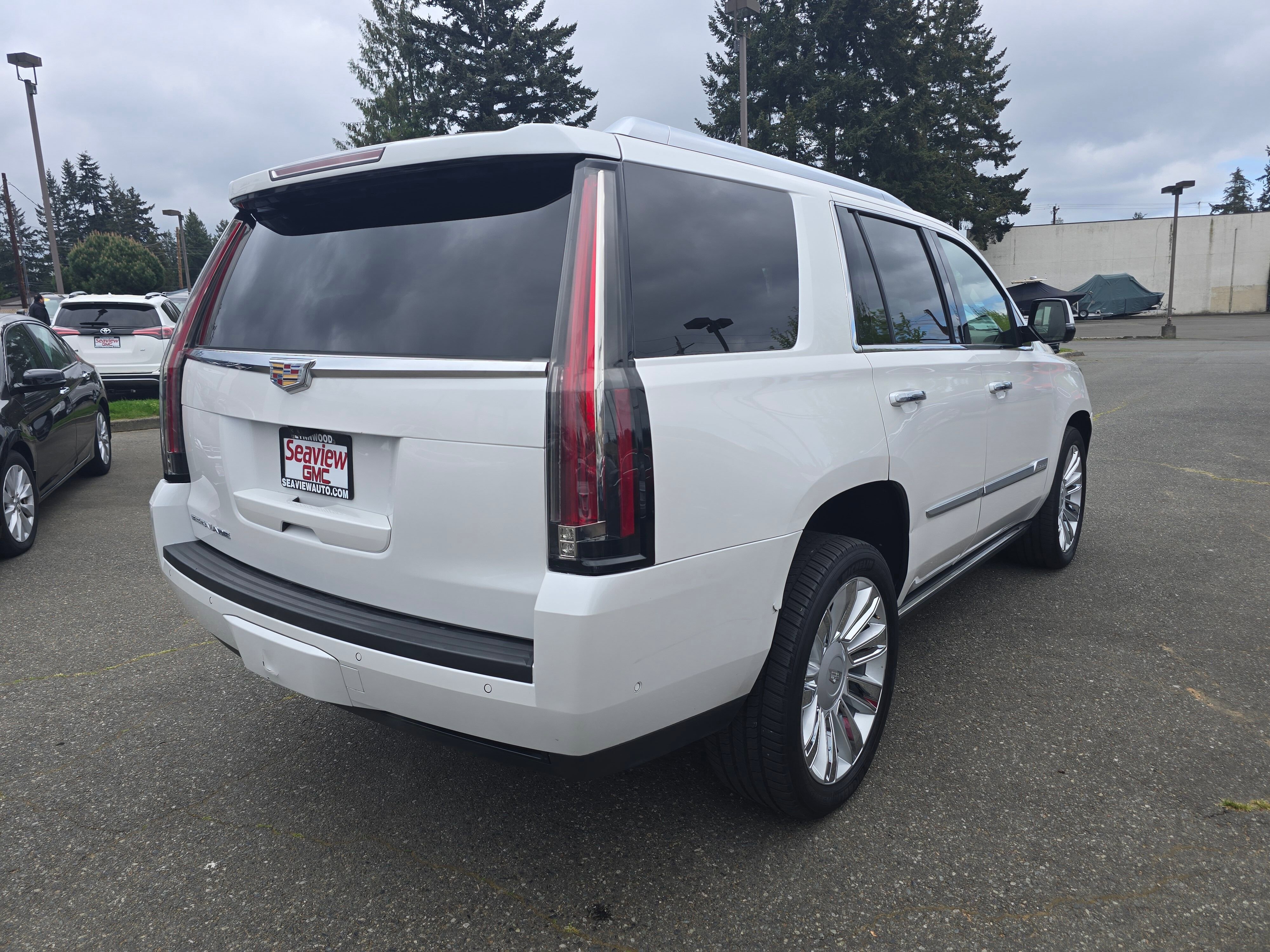 Used 2020 CRYSTAL WHITE TRICOAT Cadillac Platinum image 7