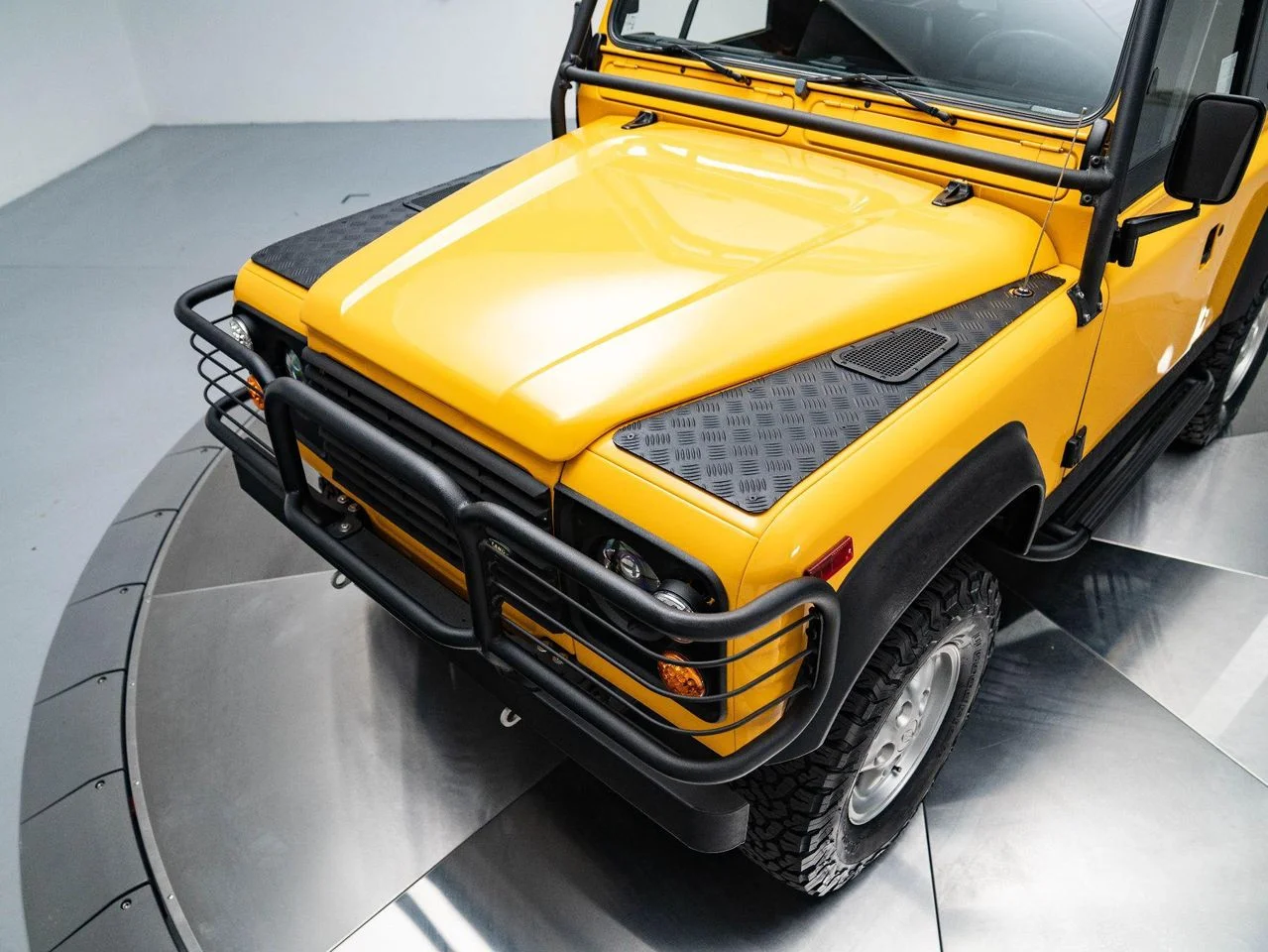 Used 1995 AA YELLOW Land Rover Soft Top image 23