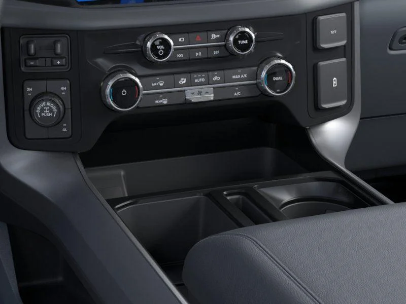 New 2026 Agate Black Metallic Ford XLT image 15