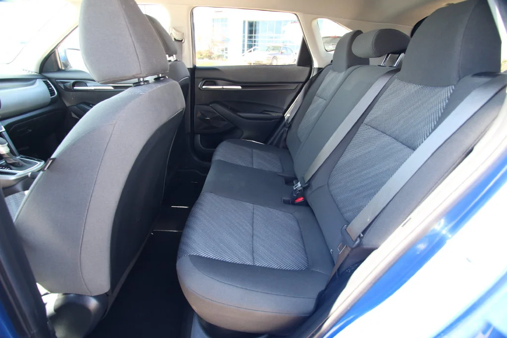 Used 2022 Neptune Blue Kia LX image 7