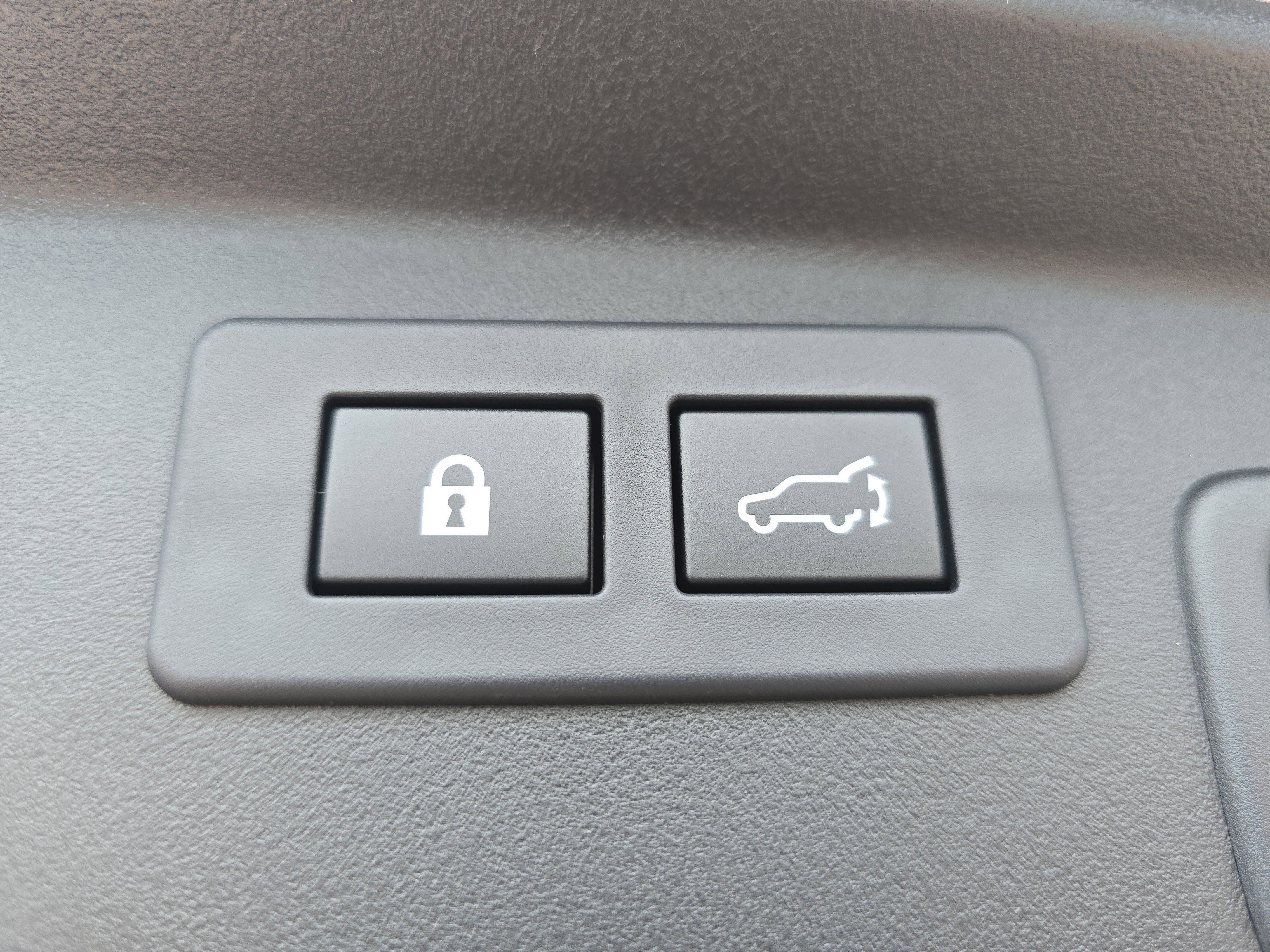 New 2026 ICE SILVER METALLIC Subaru Premium image 26