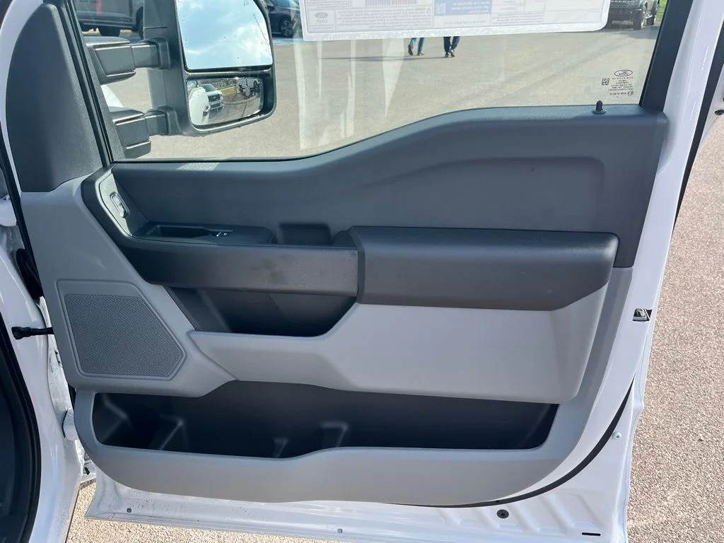 New 2026 White Ford XL image 7