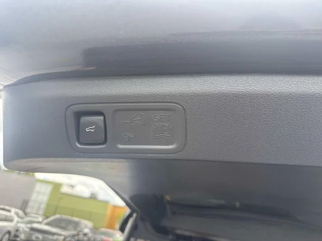 Used 2024 Black Ford Limited image 7