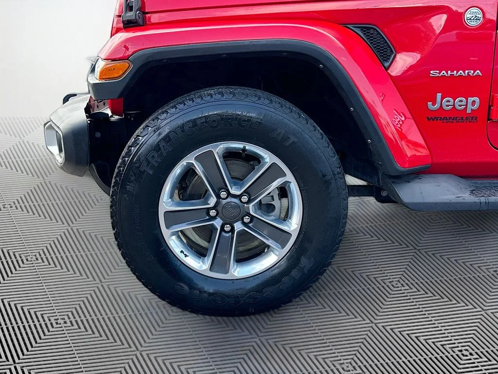 Used 2022 Red Jeep Unlimited Sahara image 36