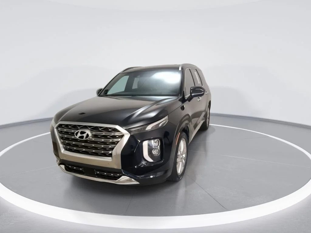 Used 2020 White Hyundai Limited image 5