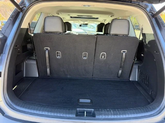 Used 2021 Gray Kia EX image 29