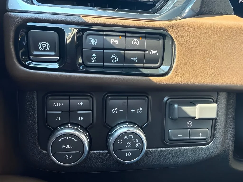 Used 2026 Summit White GMC Denali Ultimate image 25