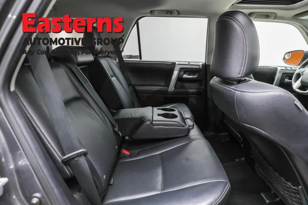 Used 2015 Gray Toyota Limited image 83
