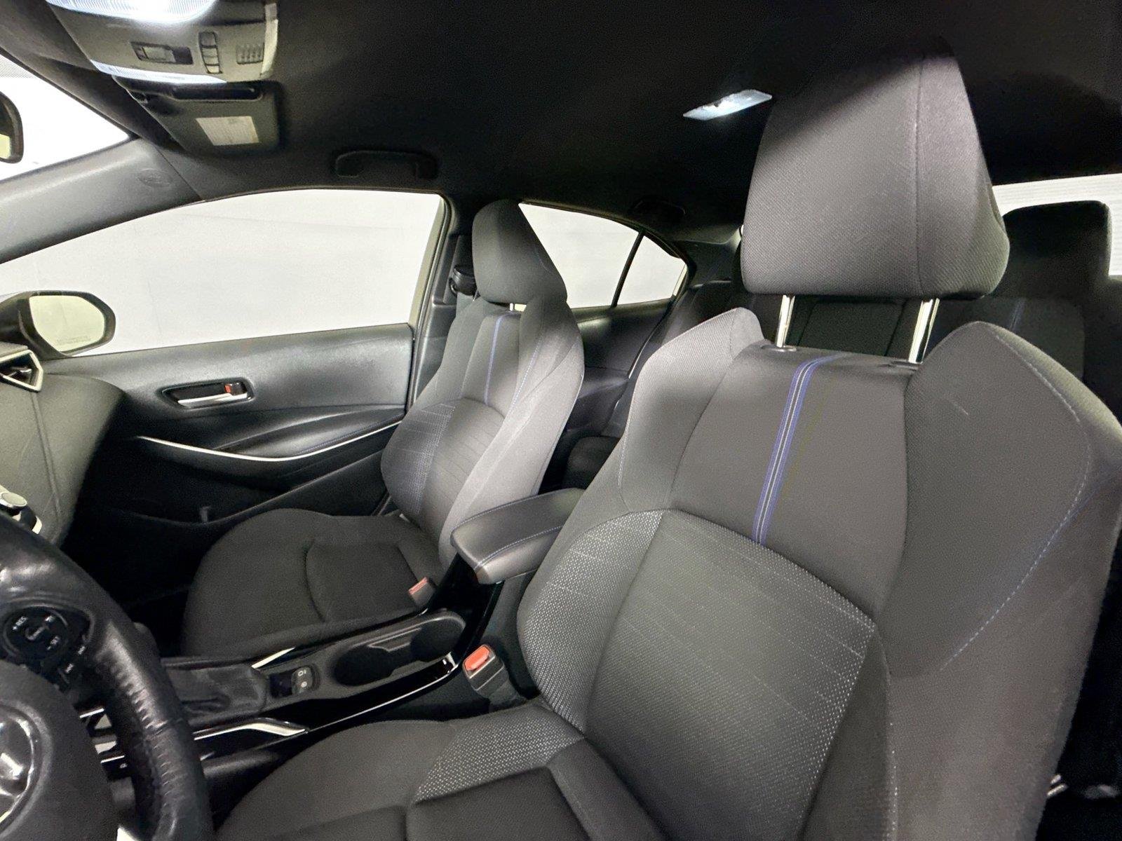 Certified Used 2022 Classic Silver Metallic Toyota SE image 3