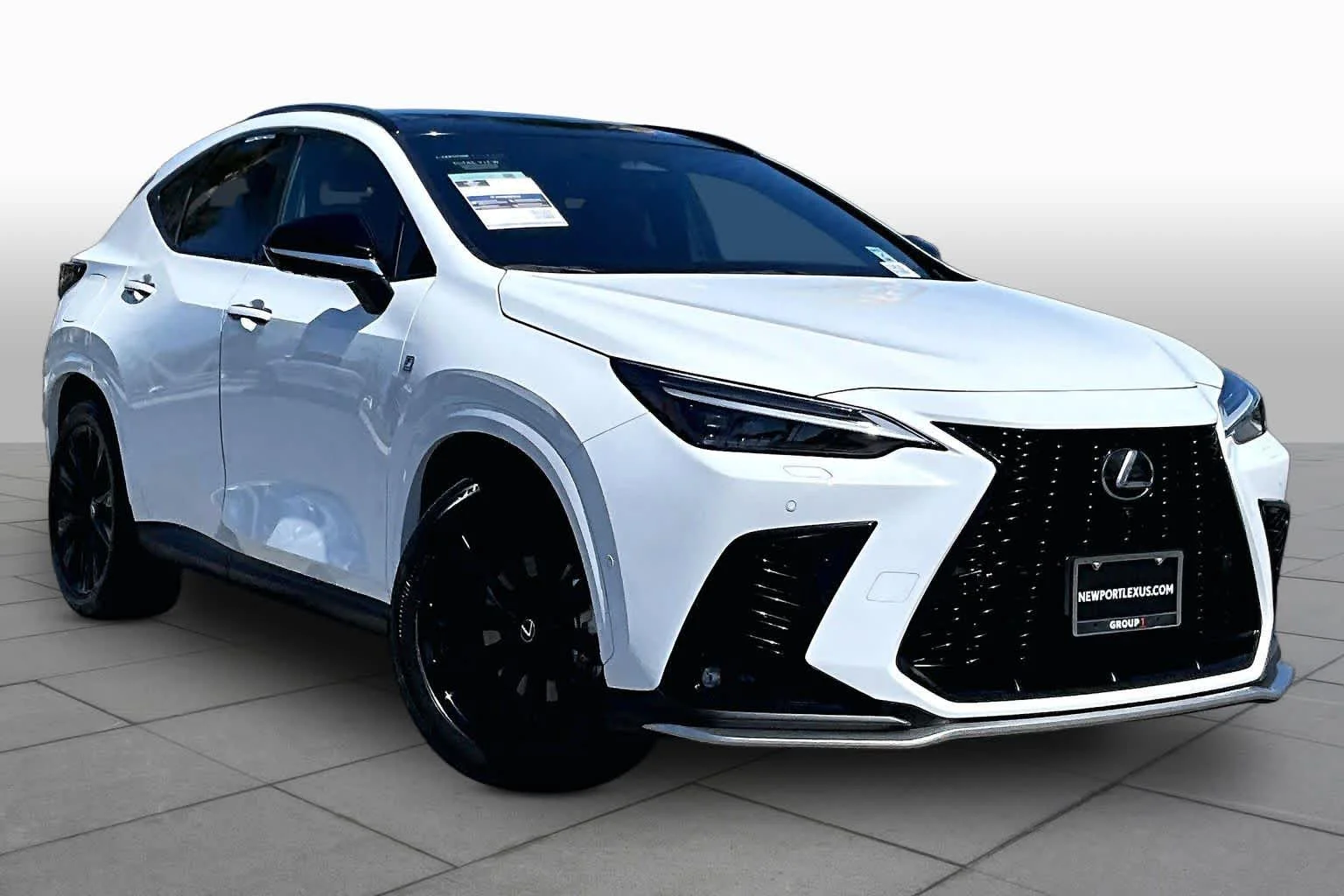 Certified Used 2025 ULTRA WHITE Lexus F SPORT Handling image 2