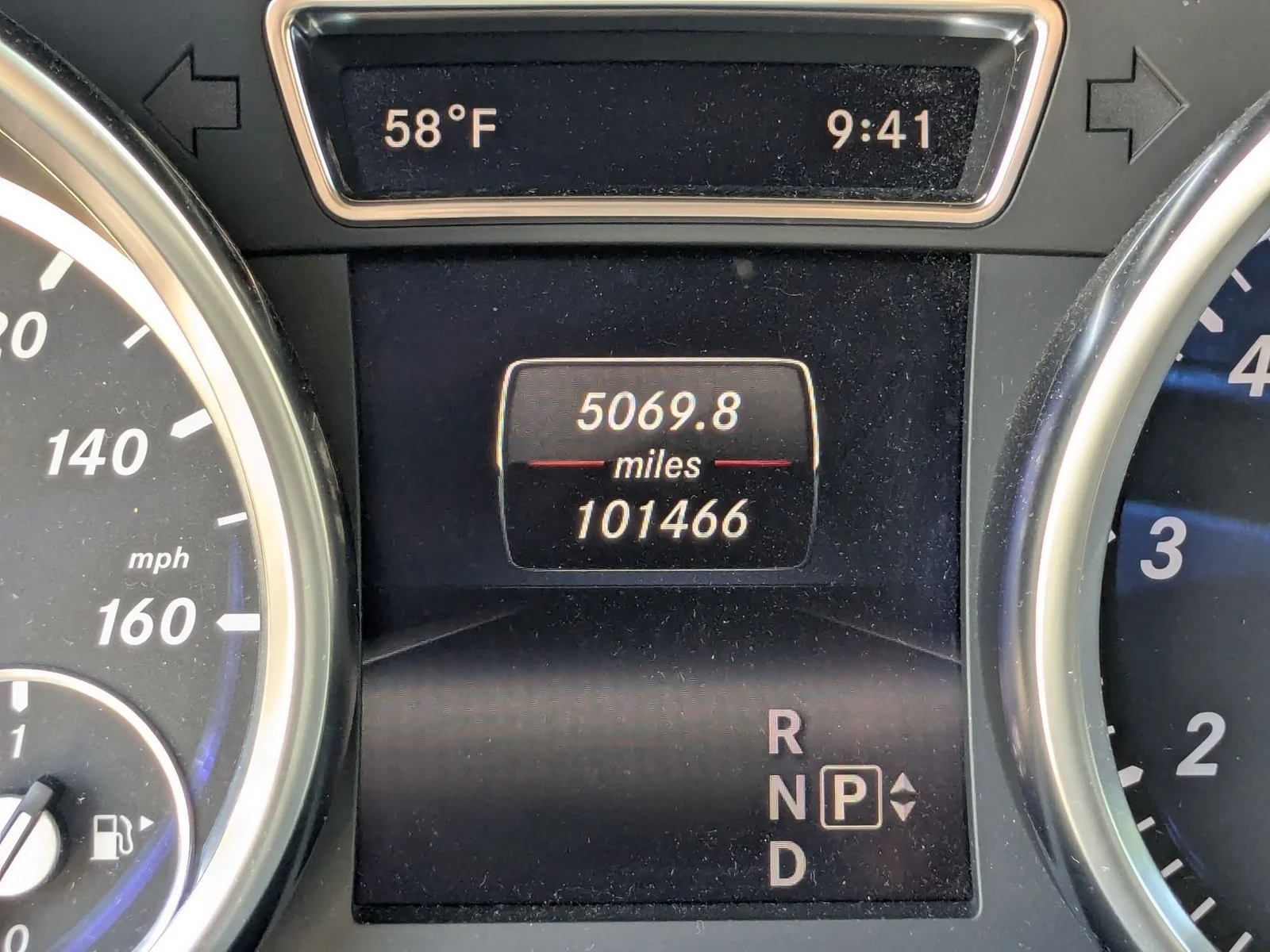 Used 2015 Diamond White Metallic Mercedes-Benz GL 450 image 11