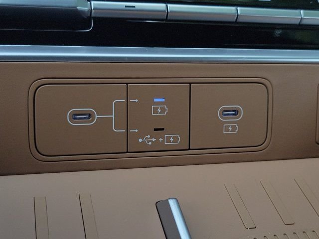 New 2027 White Hyundai Limited FWD image 26