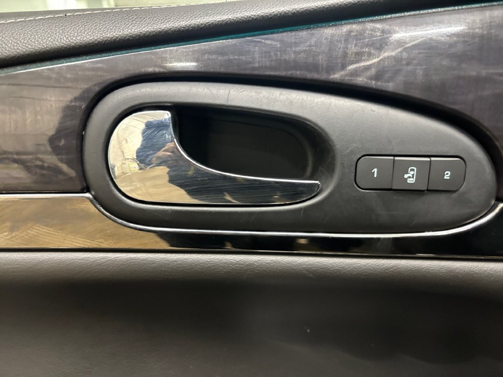 Used 2016 Ebony Twilight Metallic Buick Leather Group image 12