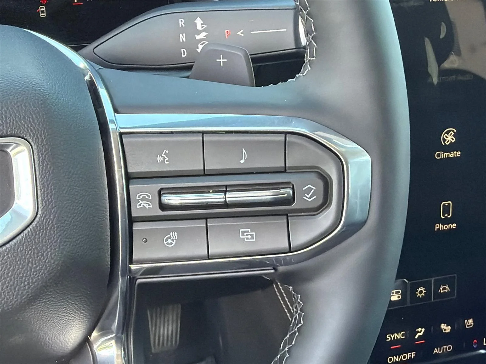 2026 GMC Terrain Denali - Photo 18