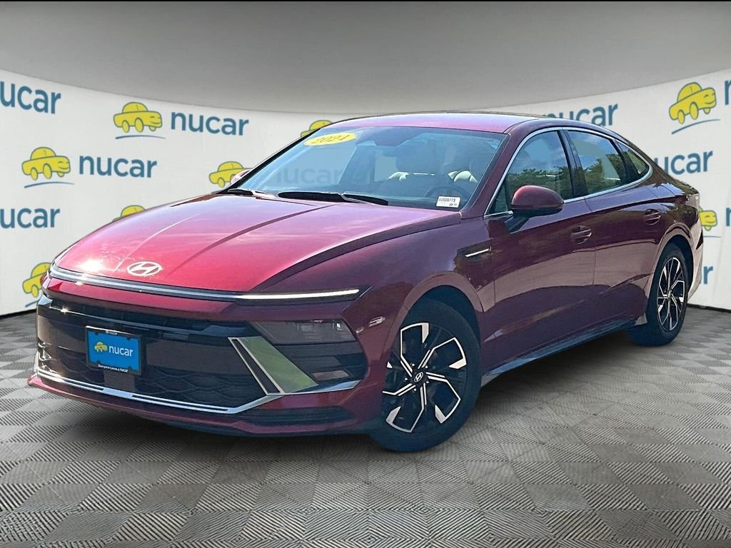 Used 2024 Ultimate red Hyundai SEL image 3
