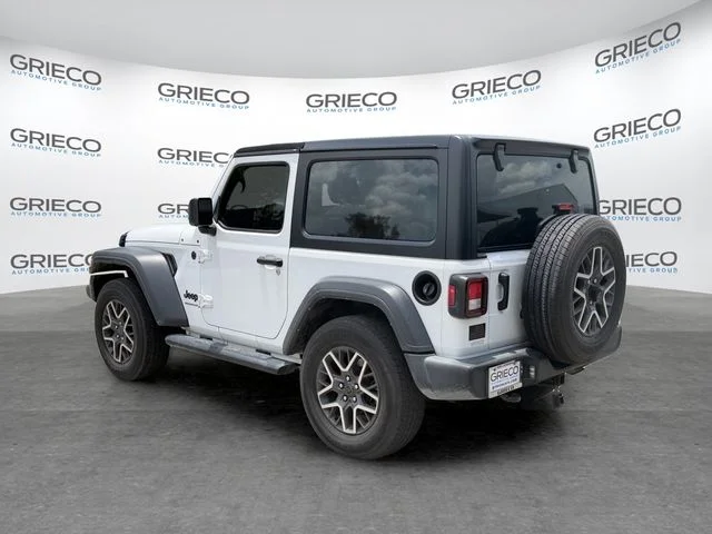 Used 2022 Bright White Clearcoat Jeep Sport S image 5