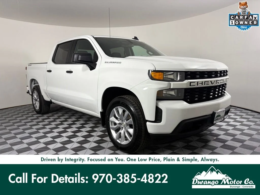 Used 2021 White Chevrolet Custom image 5