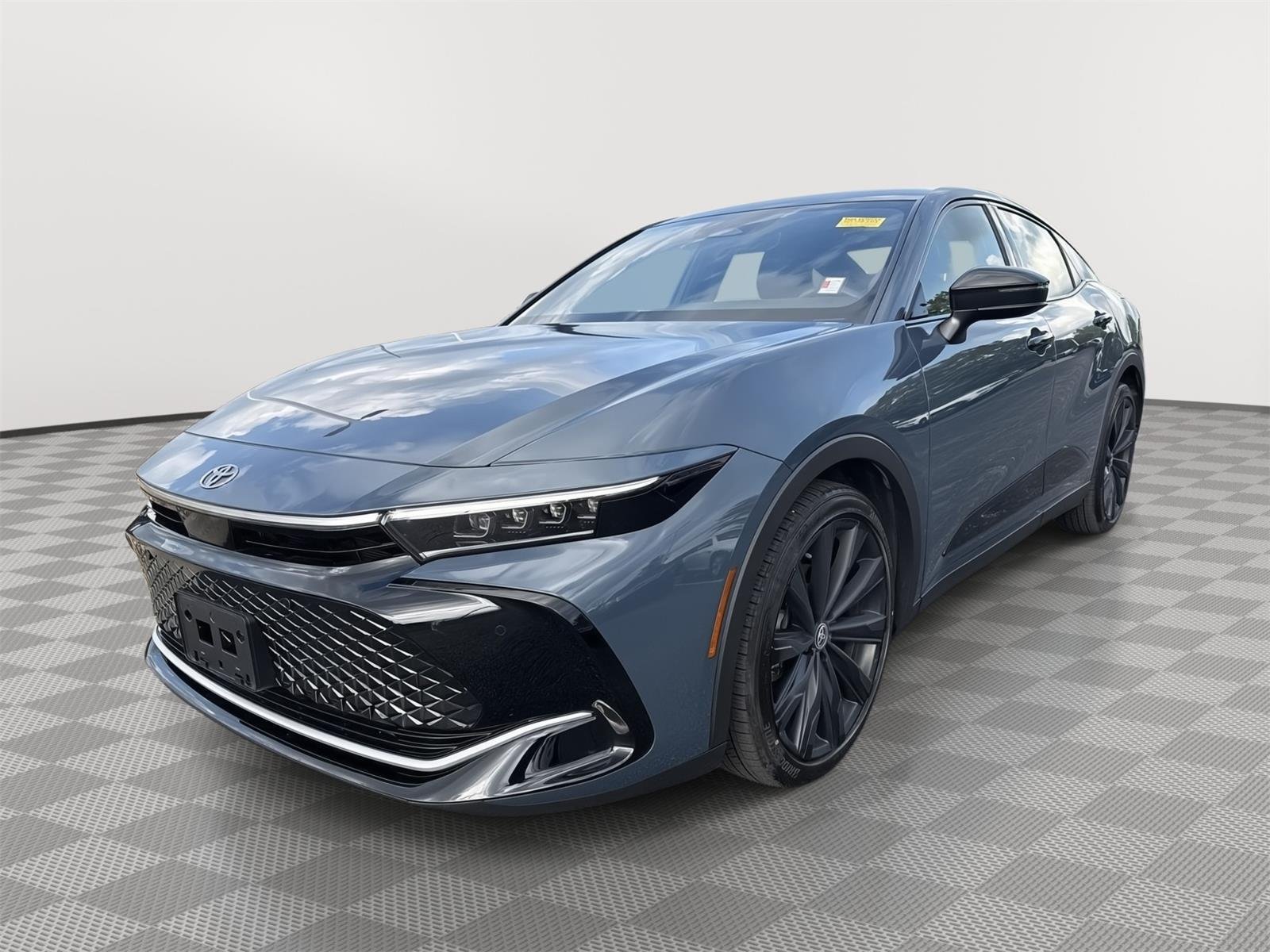 Used 2025 Storm Cloud Toyota Nightshade image 3