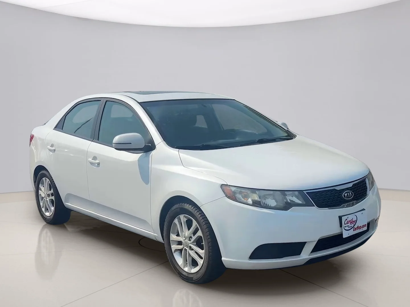 Used 2012 White Kia EX image 7