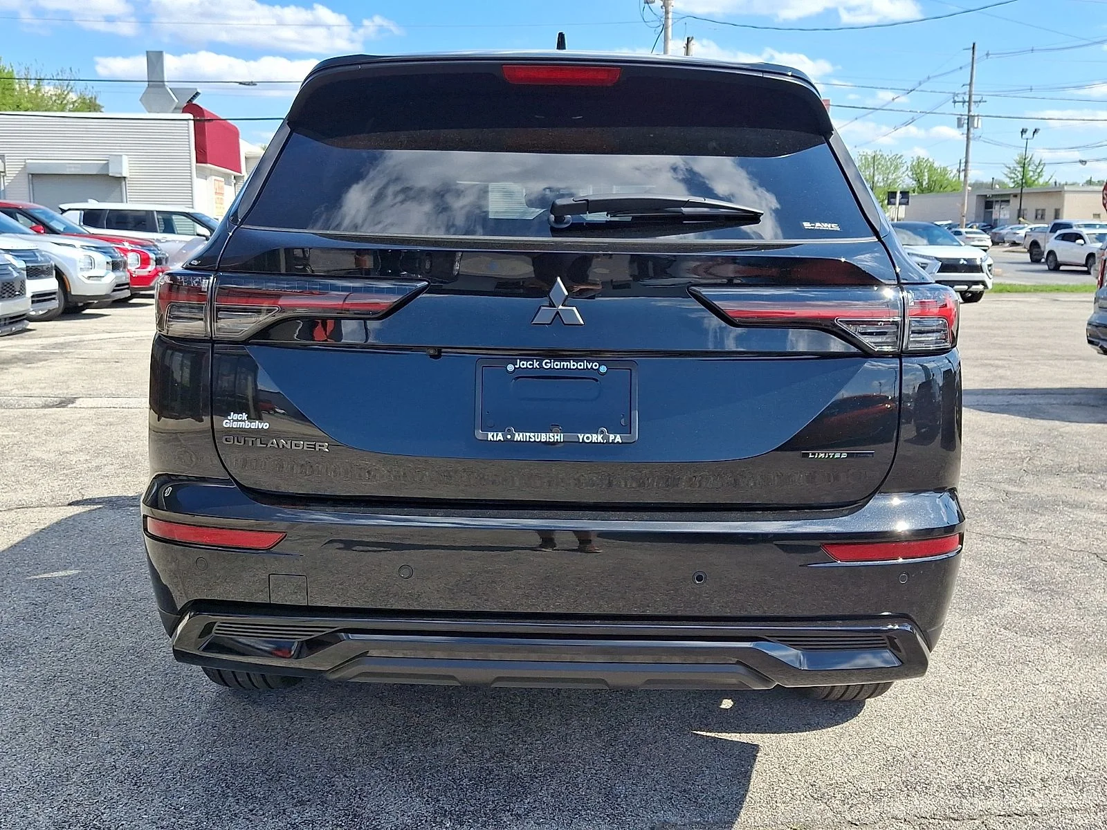 New 2026 Black Mitsubishi LE image 6