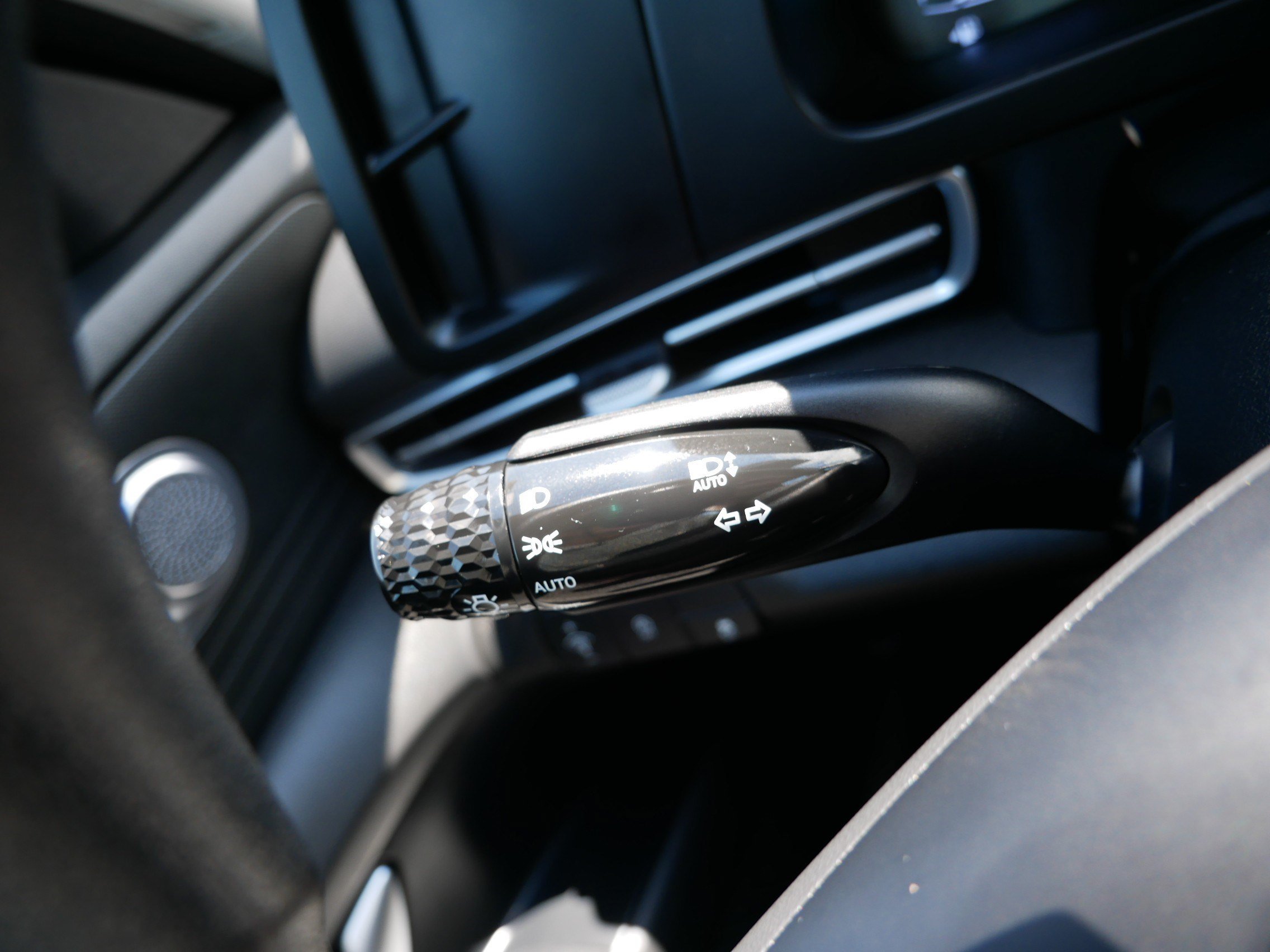 Certified Used 2026 Fluid Metal Hyundai SE image 29