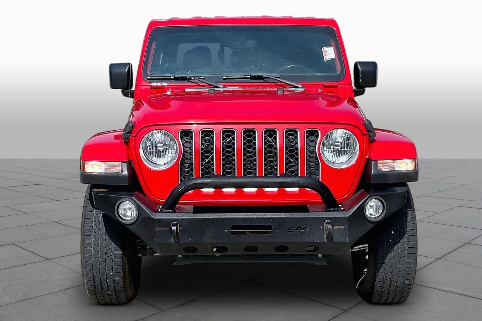 Used 2020 Firecracker Red Clearcoat Jeep Overland image 4