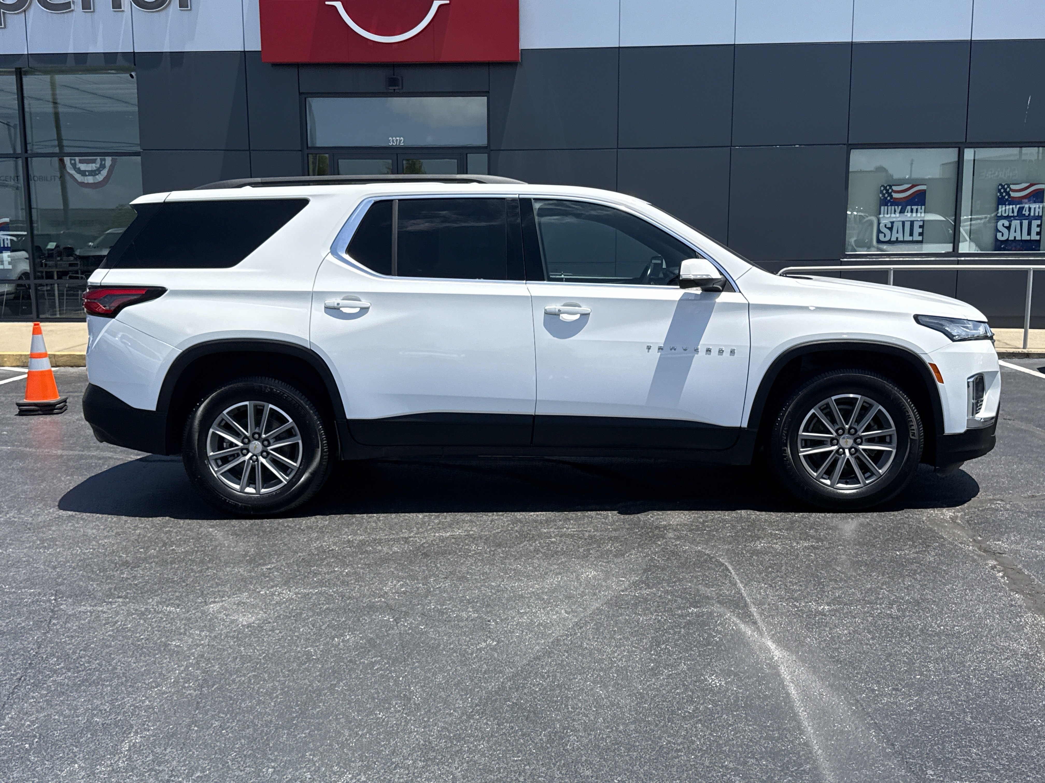 Used 2022 Summit White Chevrolet LT AWD image 2