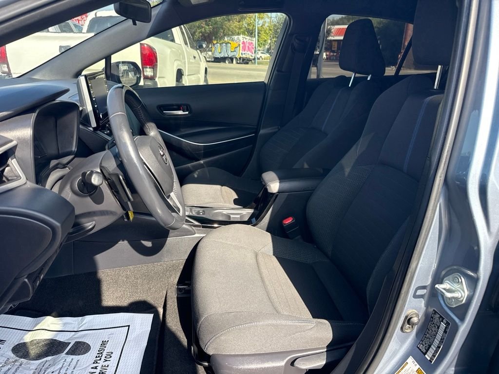 Used 2020 Blue Toyota SE image 9
