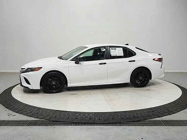 Used 2020 White Toyota SE Nightshade image 4