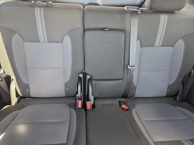 Used 2025 Summit White Chevrolet LT image 33