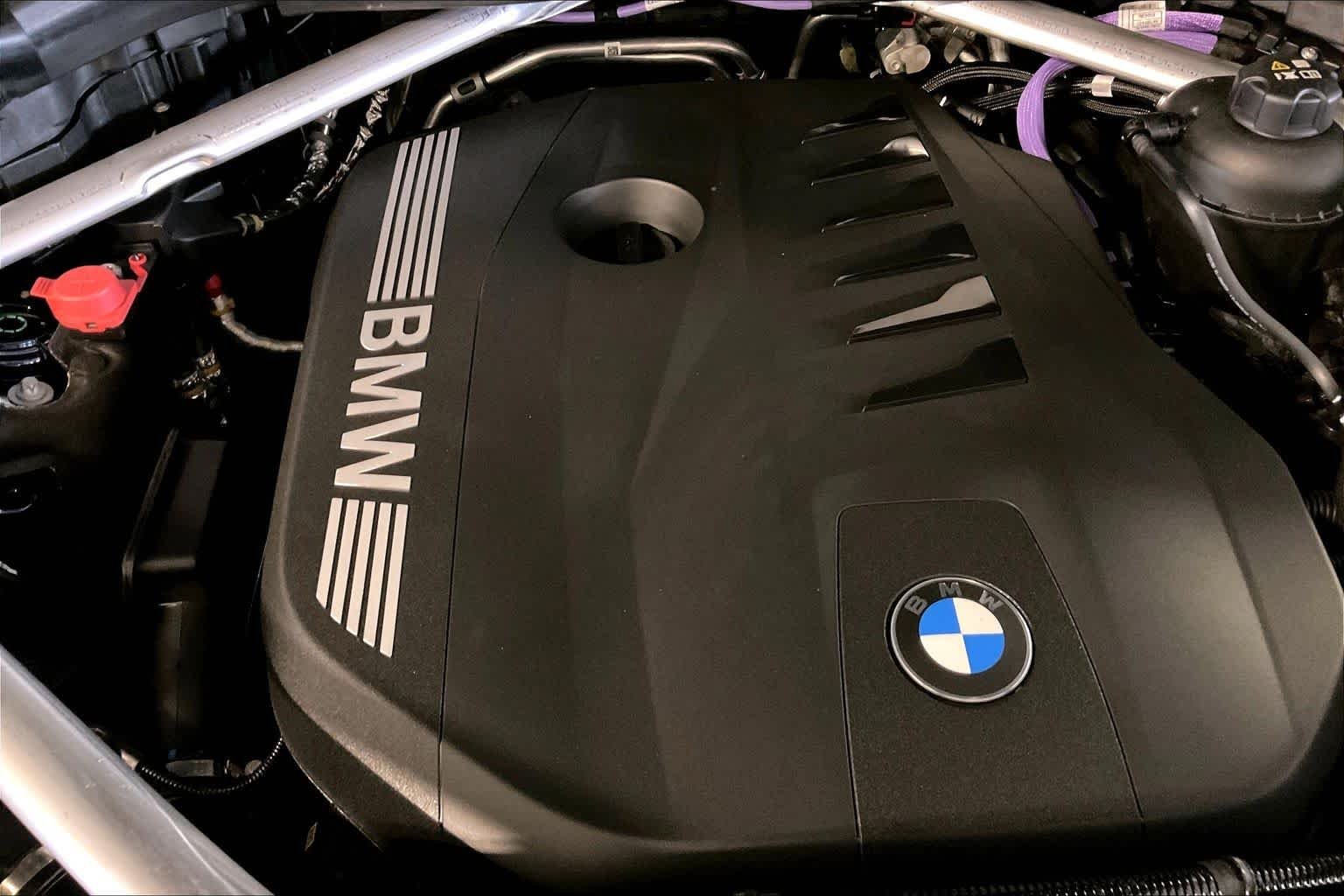 New 2027 Tanzanite Blue II Metallic BMW xDrive40i image 17