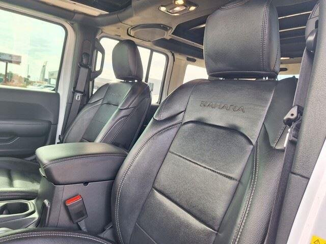 Used 2023 Bright White Clearcoat Jeep Sahara image 13