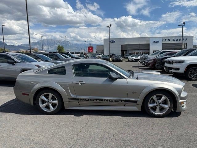 Used 2008 Alloy Clearcoat Metallic Ford GT Deluxe image 34