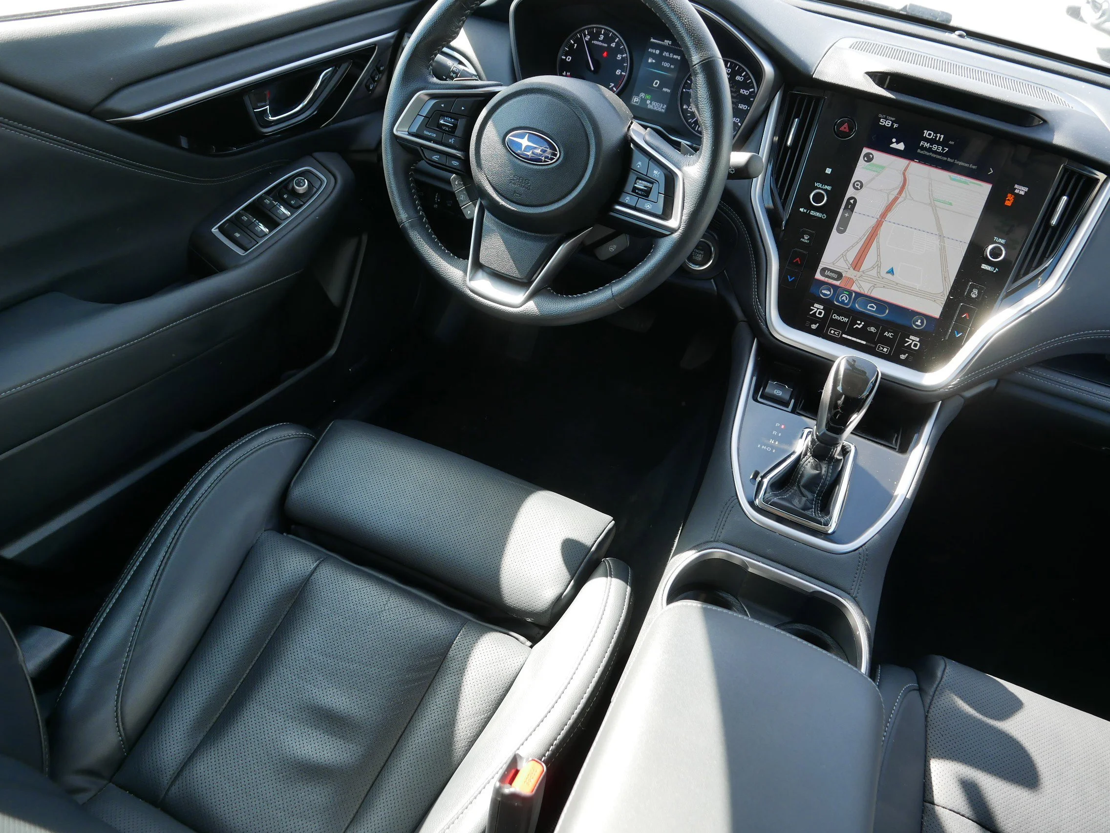 Used 2020 Crystal White Pearl Subaru Limited image 9