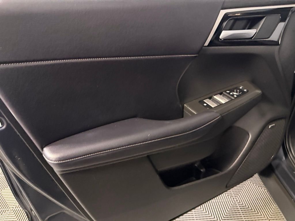 Certified Used 2025 Gray Mitsubishi SE image 27