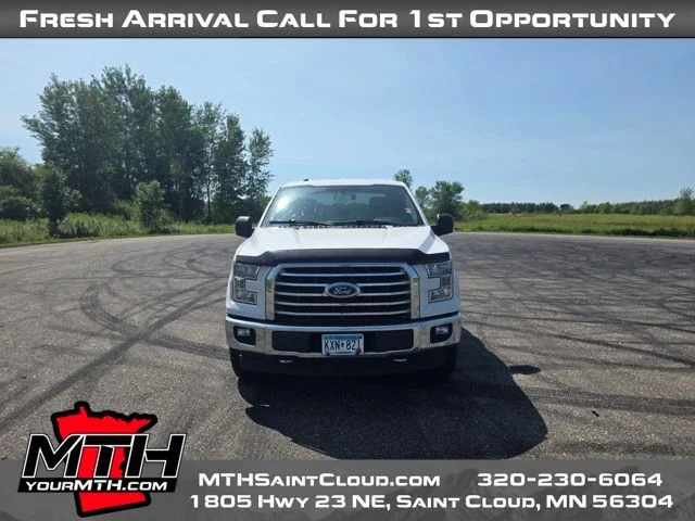 Used 2017 White Ford XLT image 3