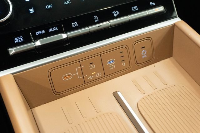 2025 Hyundai Santa Fe Limited - Photo 20