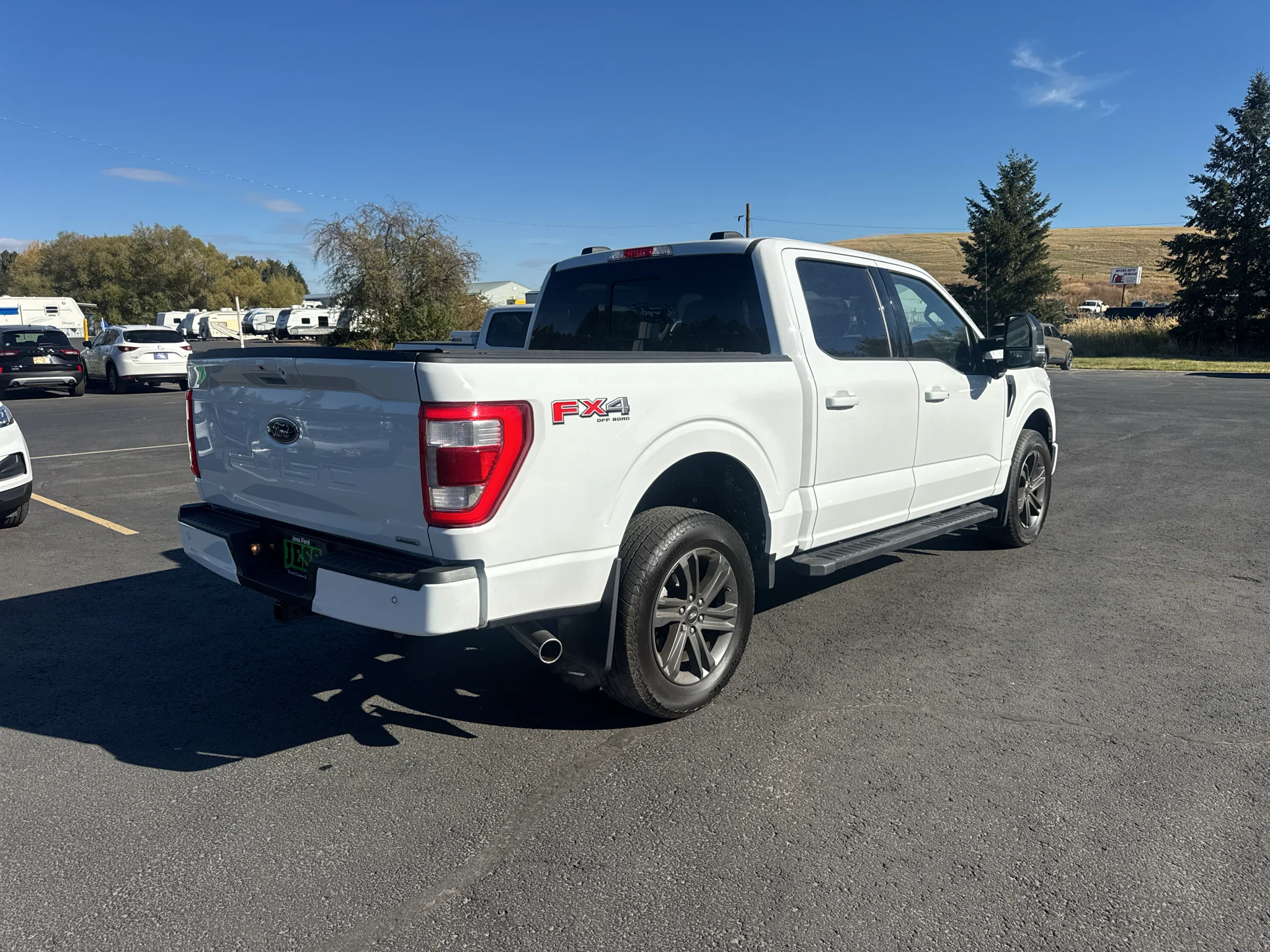 Certified Used 2023 Oxford White Ford LARIAT image 16