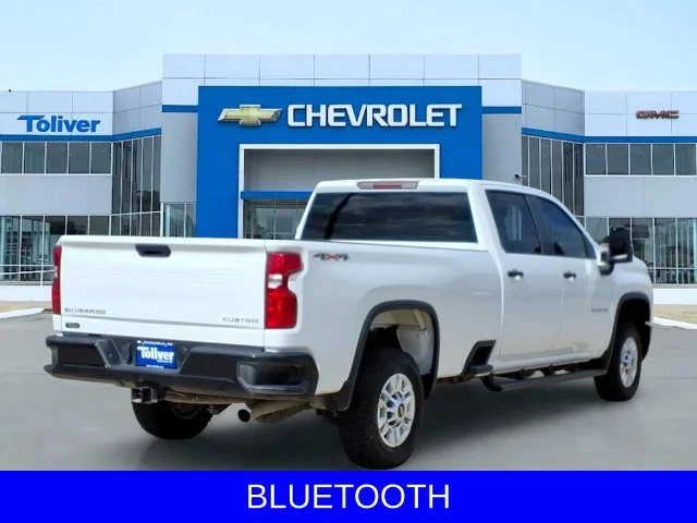 Used 2025 Summit White Chevrolet Custom image 5