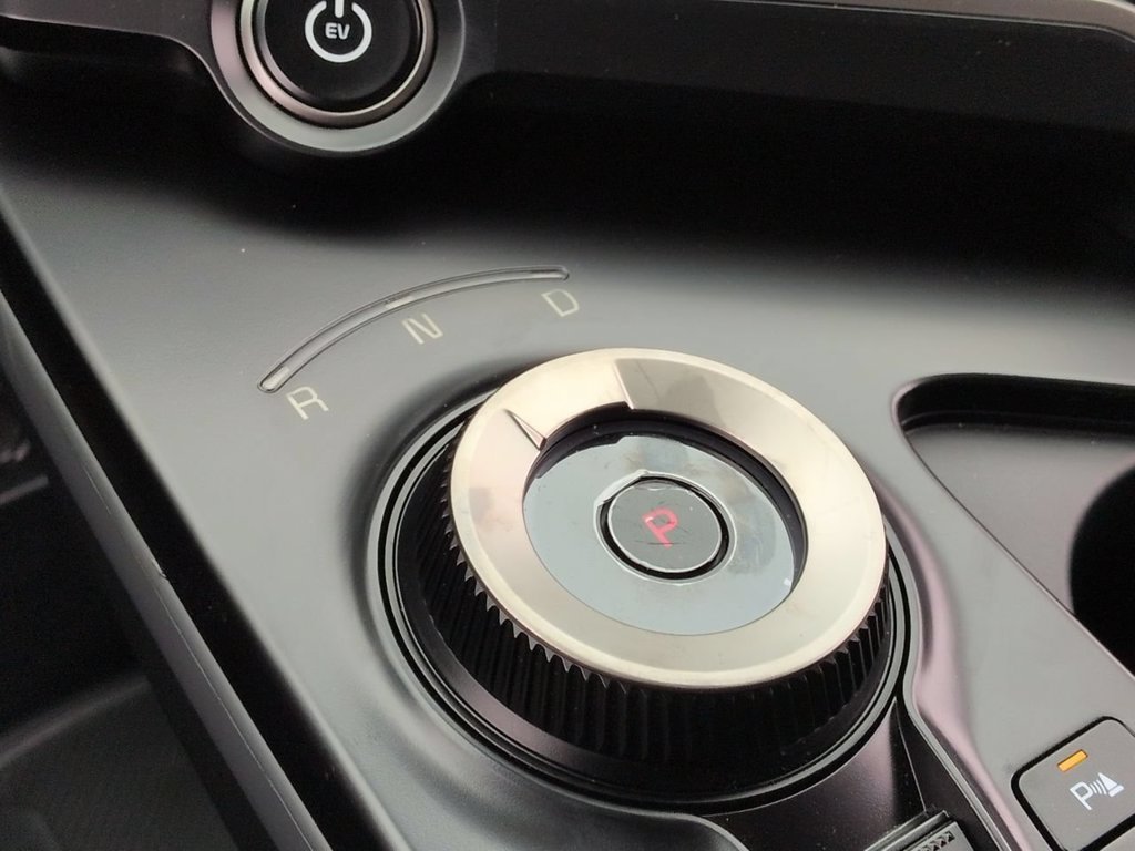 New 2026 Wolf Gray Kia LIGHT image 16